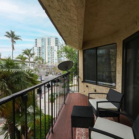 Chic Condo Steps From Petco Park 샌디에이고 외부 사진