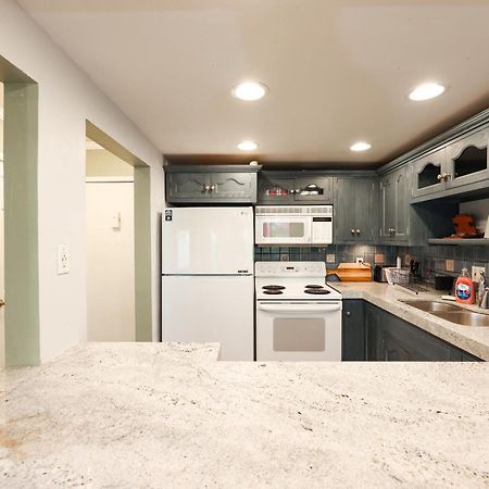 Chic Condo Steps From Petco Park 샌디에이고 외부 사진